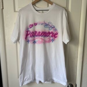 Paramore Band Airbrush Tee size XL